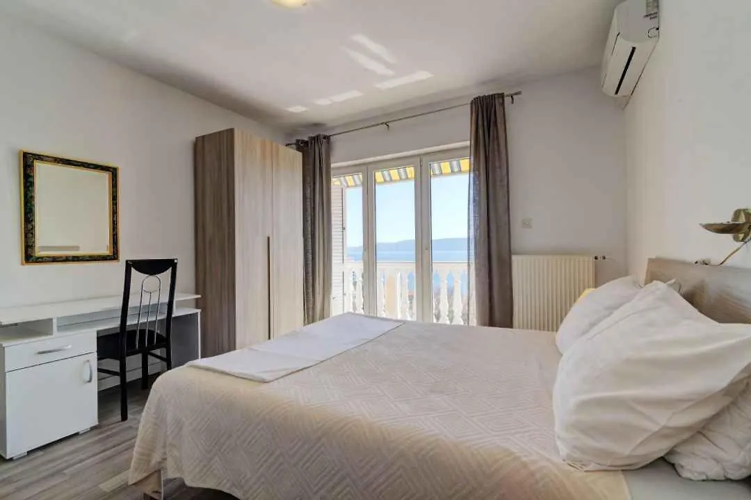 Apartment In Novi Vinodolski 53746 Croatia